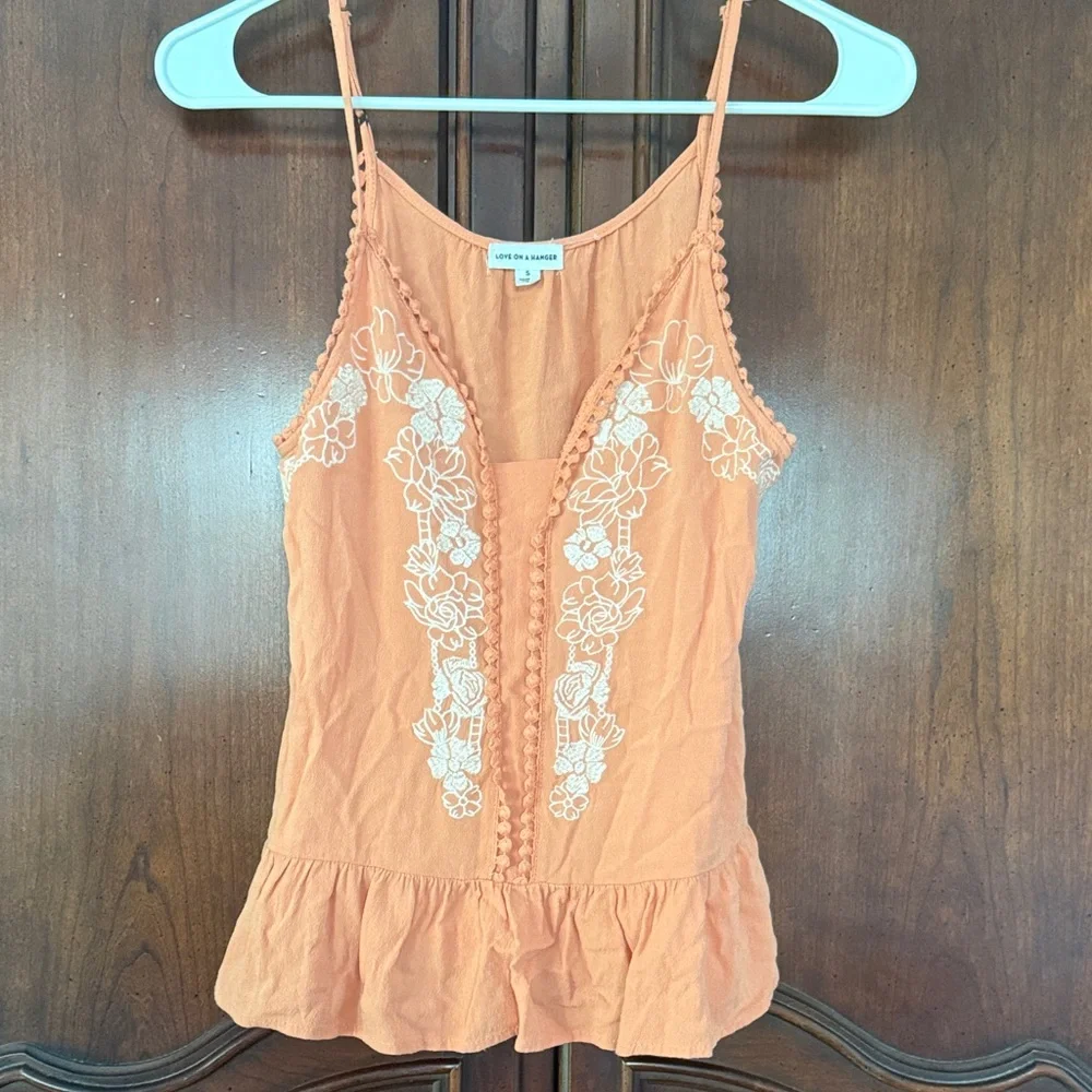 Boho Embroidered Peplum Cami Tank Top Peach Size Small - Picture 1 of 4